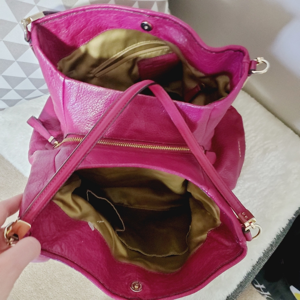 Coach Large Pebbled Leather Shoulder Bag in Berry - Picture 9 of 13